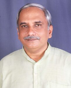 या वर्षीचा प्र. श्री. नेरुरकर साहित्यिक पुरस्कार लेखक ॲड देवदत्त परुळेकर यांना जाहीर.