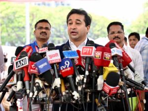 १ मार्च पासून मुंबई–विजयदुर्ग जलवाहतूक (रो- रो )सेवा सुरू; मंत्री नितेश राणे.<br><br>मुख्यमंत्री देवेंद्र फडणवीस यांच्या संकल्पनेला मूर्तस्वरूप;<br>पर्यटन, रोजगार आणि कृषी क्षेत्राला मिळणार मोठी चालना..