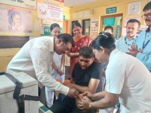 बांदा प्राथमिक आरोग्य केंद्रात ‘पल्स पोलिओ २०२६’ मोहिमेचा जिल्हास्तरीय शुभारंभ; <br><br>जिल्हा परिषद अध्यक्ष प्रमोद कामत यांची उपस्थिती : ९५७ बालकांना डोस देण्याचे नियोजन.
