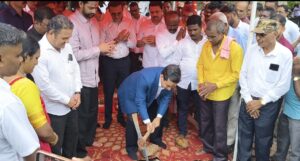 माजी मुख्यमंत्री खा. नारायण राणे यांचे स्वप्न साकार करण्याची ही मुहूर्तमेढ : ना. नितेश राणे <br><br>‘झोया मरीन’ बोट बांधणी प्रकल्पाच्या माध्यमातून २०० स्थानिक युवकांना रोजगार.