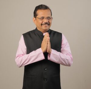 शिवसेना जिल्हाप्रमुख संजू परब यांचे वाढदिवस अभिष्टचिंतन सोहळा उद्या सावंतवाडी शहरातील गोविंदा चित्रमंदिर मध्ये.<br><br>कार्यक्रमास प्रमुख उपस्थिती: आमदार दीपक केसरकर, आमदार निलेश राणे.